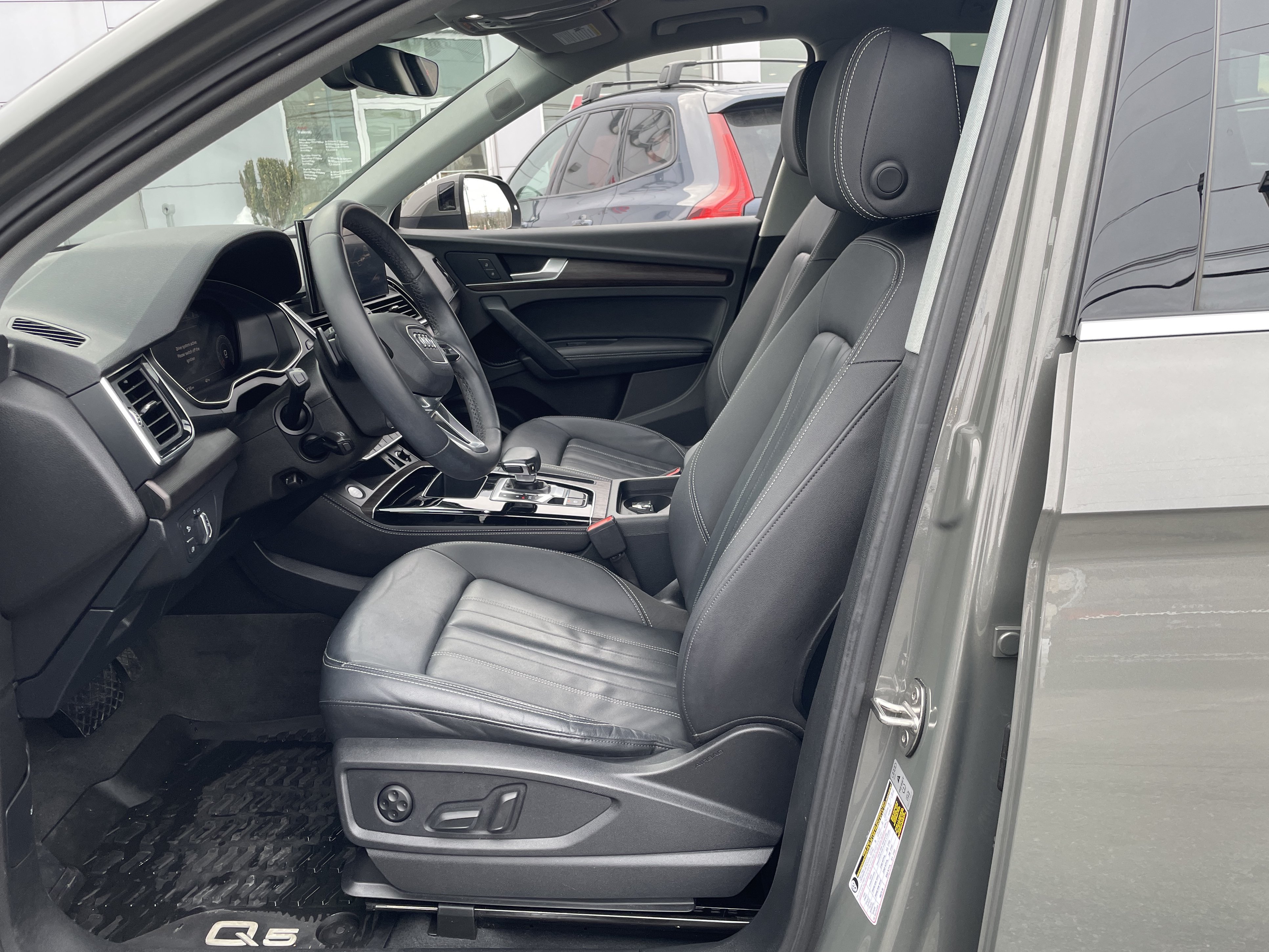 Certified 2023 Audi Q5 2.0T Premium Plus w/ Premium Plus Package AWD/4WD image 7