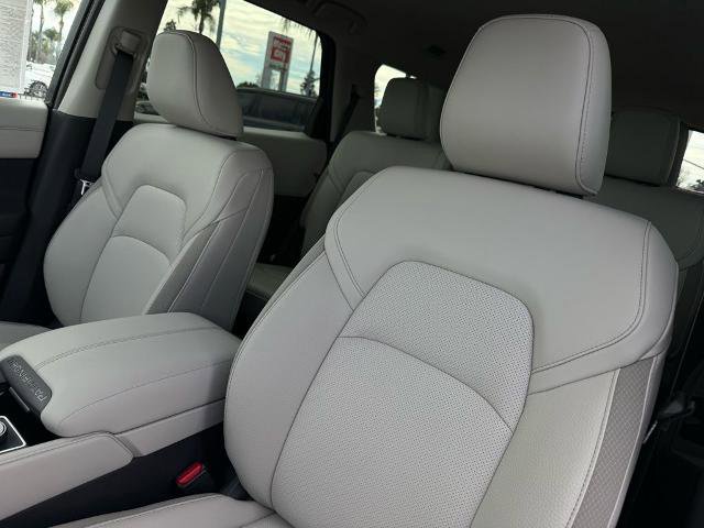 New 2026 Nissan Pathfinder SL image 15