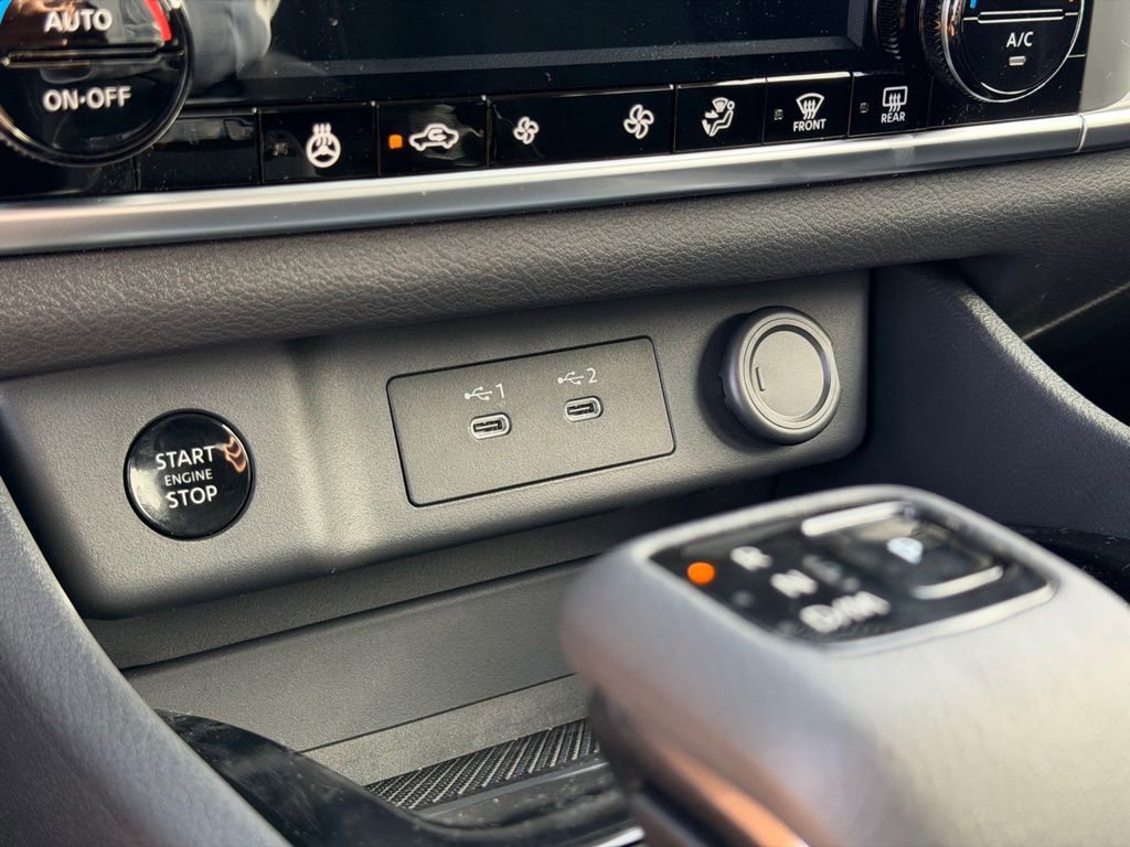 New 2026 Nissan Rogue SV w/ Cold Weather Package FWD image 28