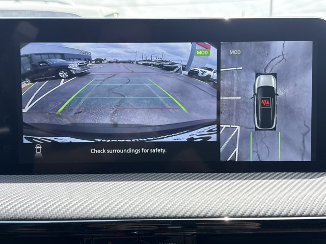 New 2026 Nissan Kicks SR w/ SR Premium Package FWD image 7