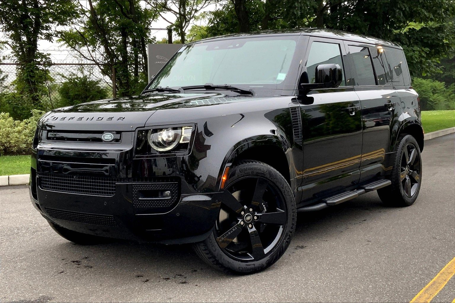 New 2025 Land Rover Defender 110 V8