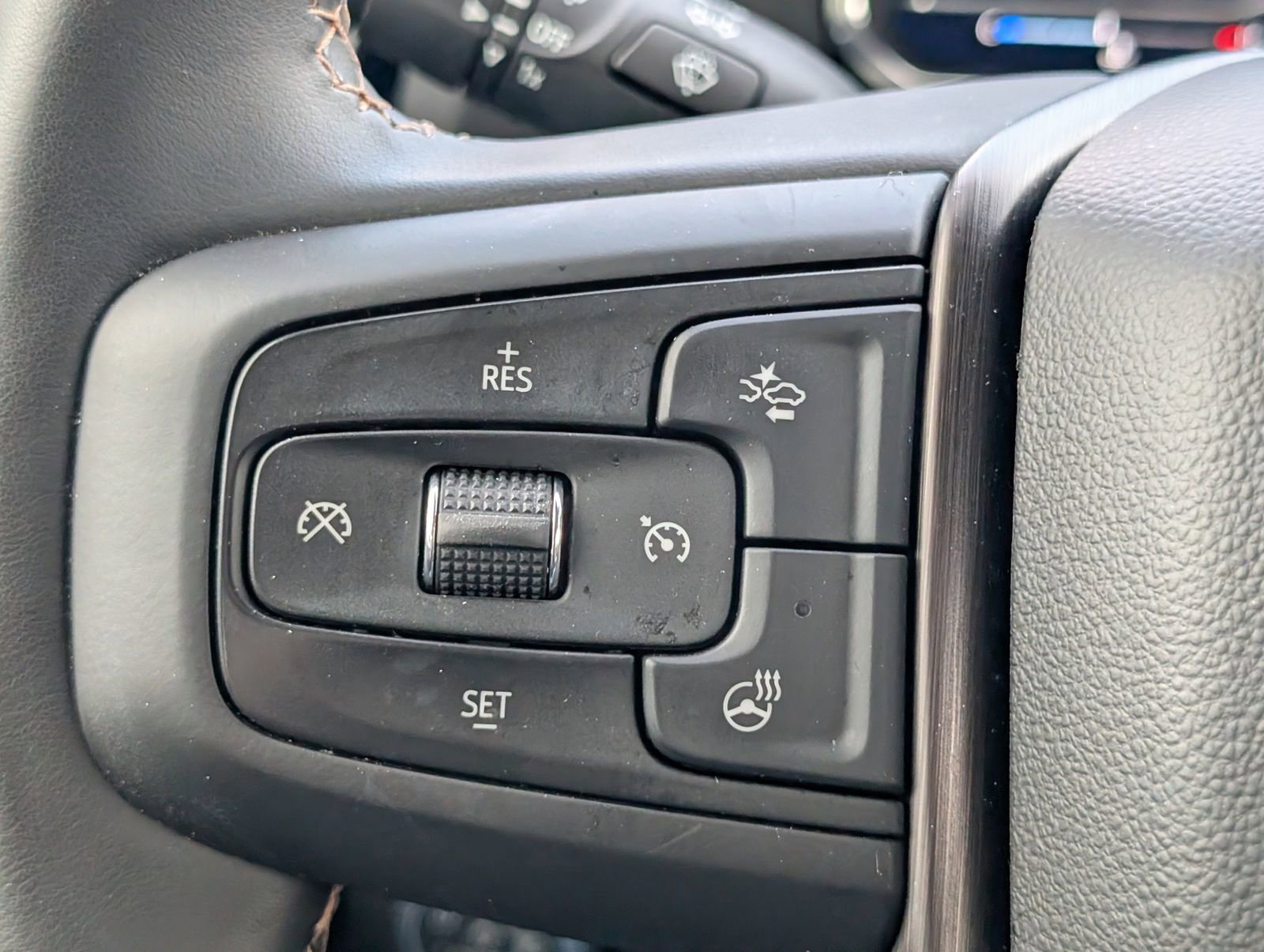 Certified 2025 GMC Sierra 2500 AT4 image 22