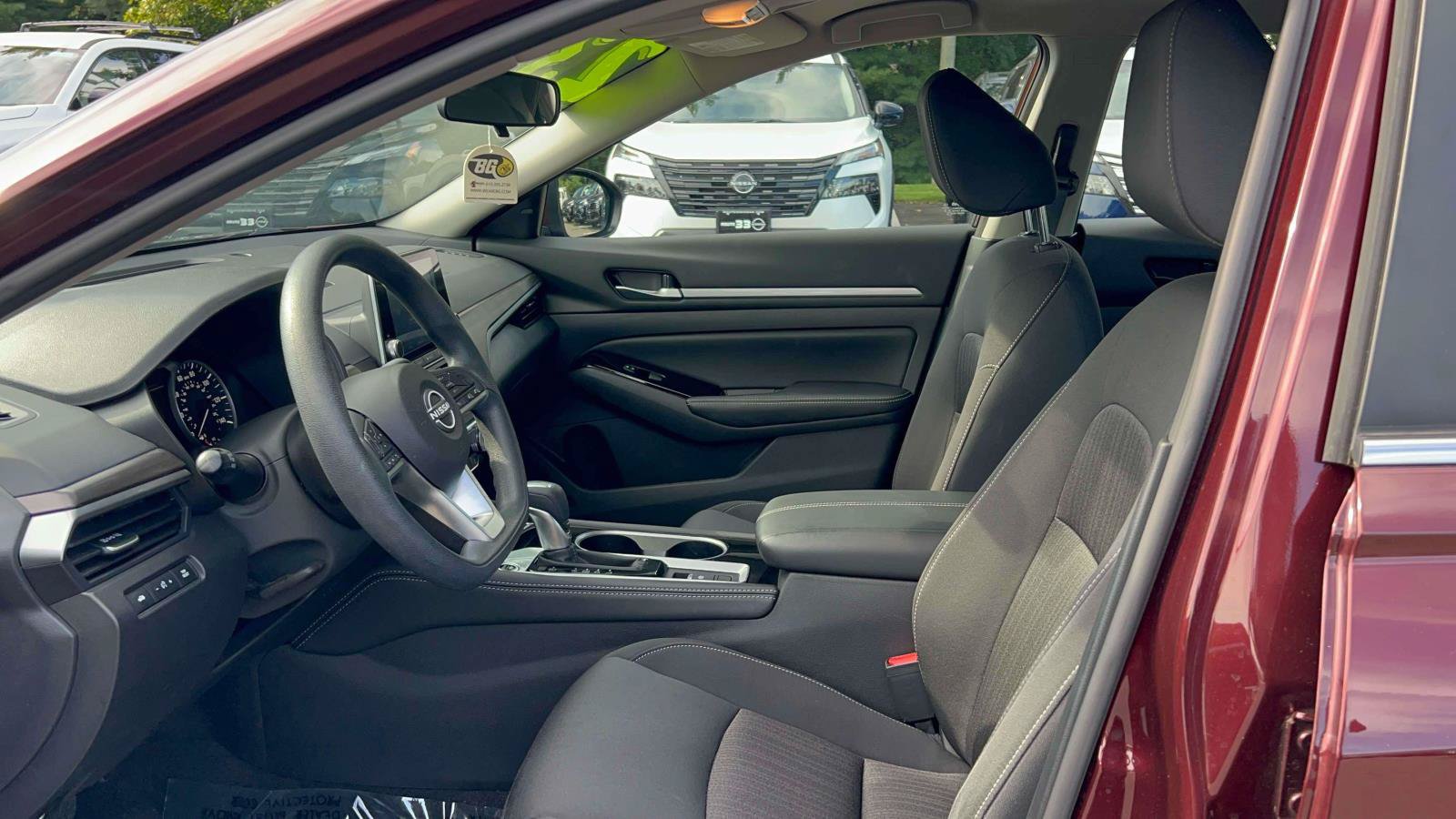 Used 2023 Nissan Altima 2.5 SV AWD/4WD image 18