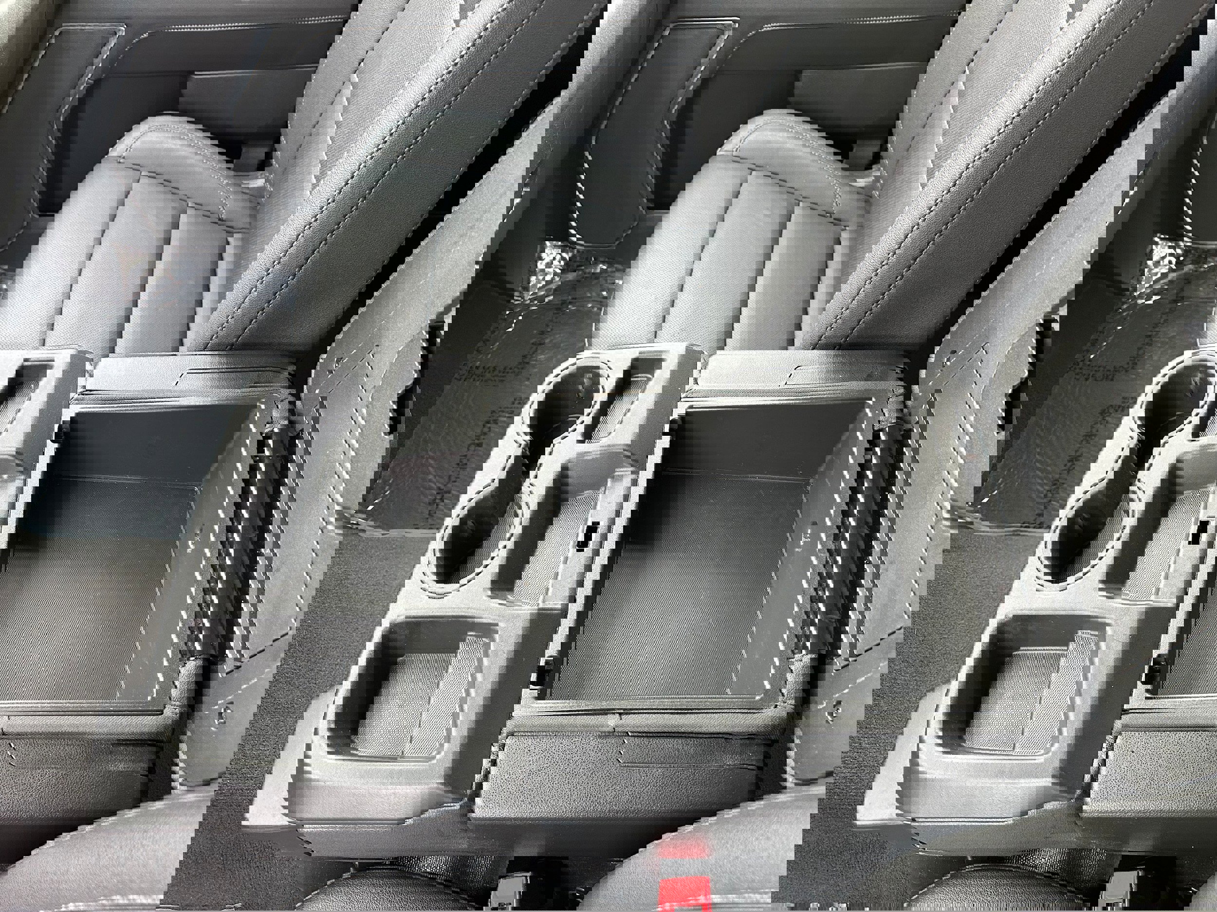 Used 2025 GMC Sierra 1500 SLT image 33