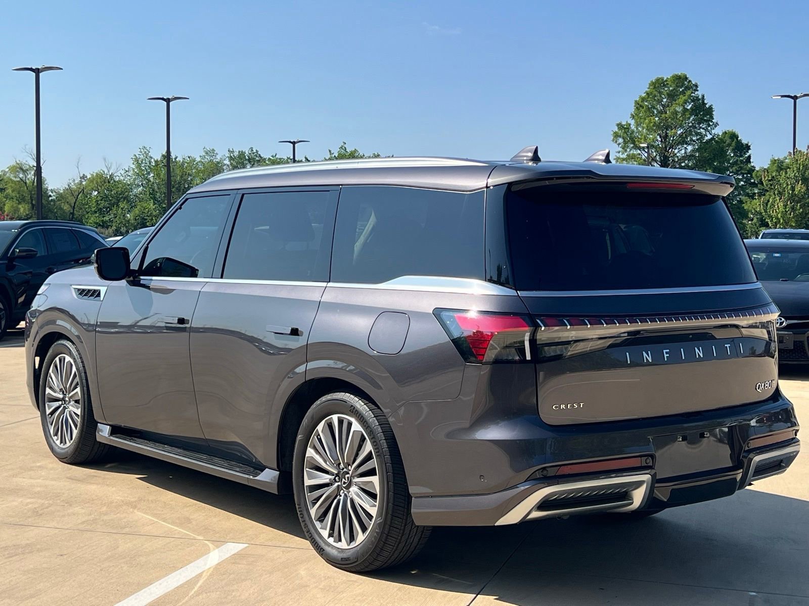 Used 2025 INFINITI QX80 Luxe w/ Cargo Package AWD/4WD image 10
