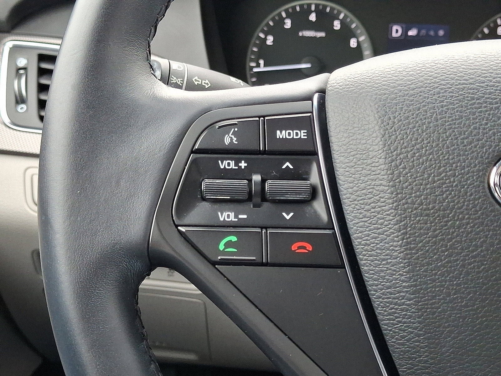 Used 2017 Hyundai Sonata Sport w/ Value Edition Package 02 image 22