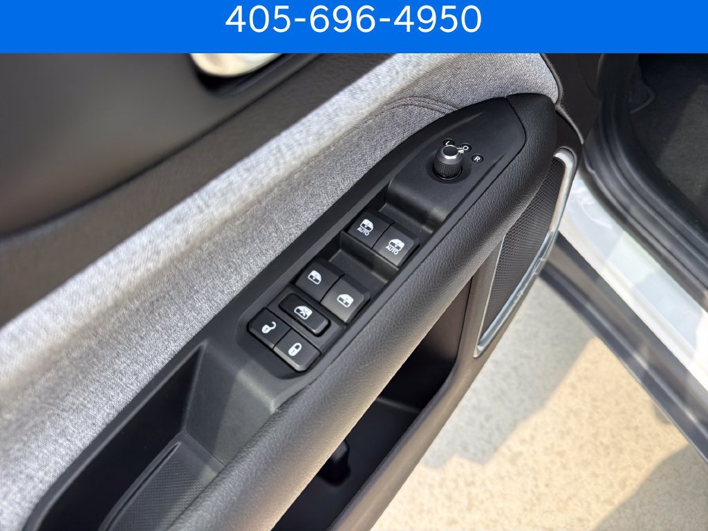 Used 2024 Jeep Compass Latitude AWD/4WD image 15