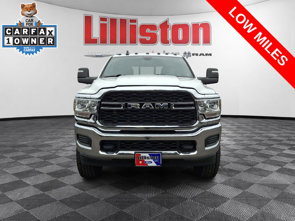 Used 2024 RAM 2500 Tradesman w/ Chrome Appearance Group AWD/4WD image 2