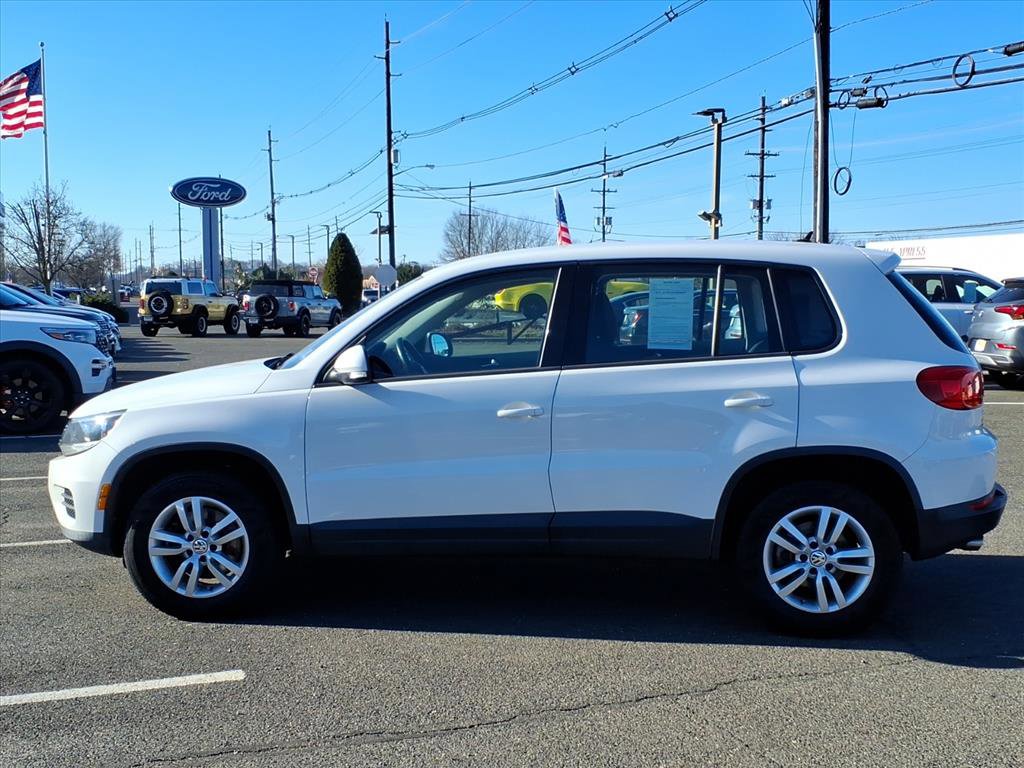 Used 2013 Volkswagen Tiguan S image 4