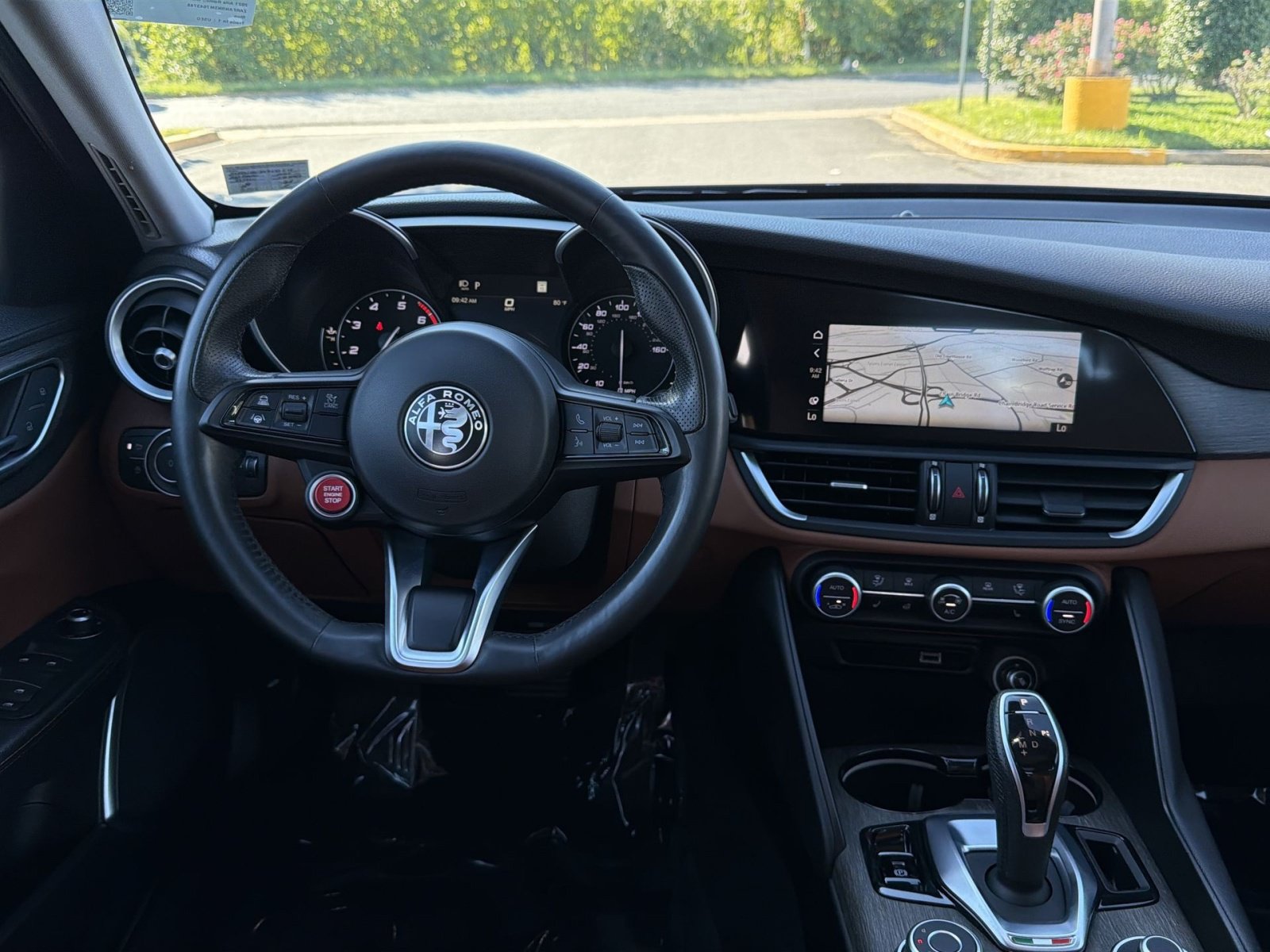 Used 2021 Alfa Romeo Giulia Ti w/ Nero Edizione AWD/4WD image 16
