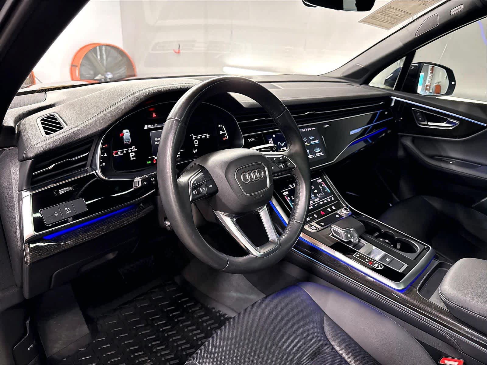 Used 2023 Audi Q7 2.0T Premium Plus w/ Premium Plus Package AWD/4WD image 16