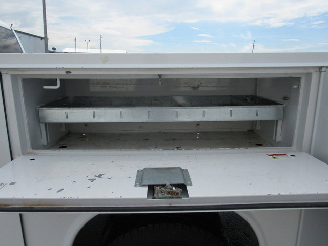 Used 2024 RAM 3500 Tradesman w/ Chrome Appearance Group AWD/4WD image 26
