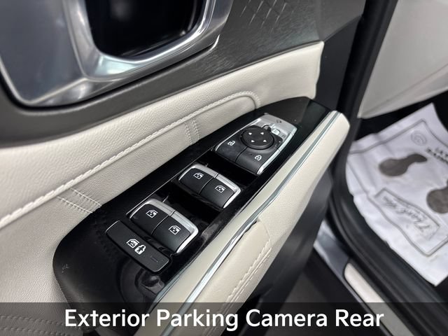 Used 2023 Kia Sorento SX AWD/4WD image 15