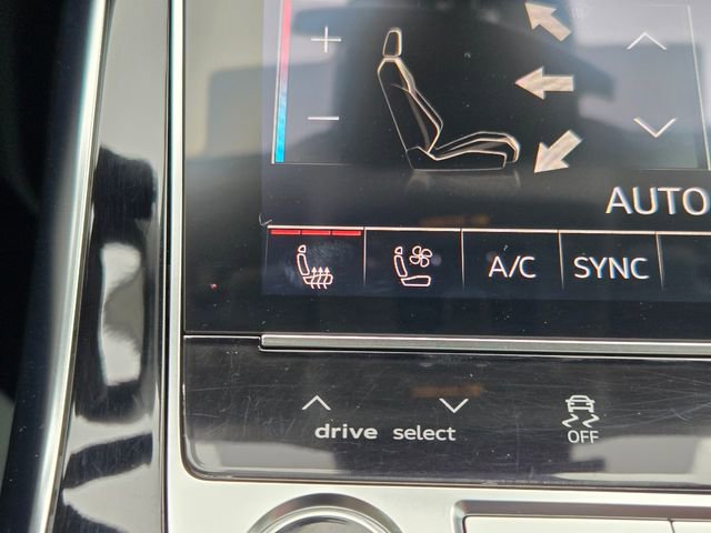 Used 2023 Audi Q8 Prestige AWD/4WD image 30