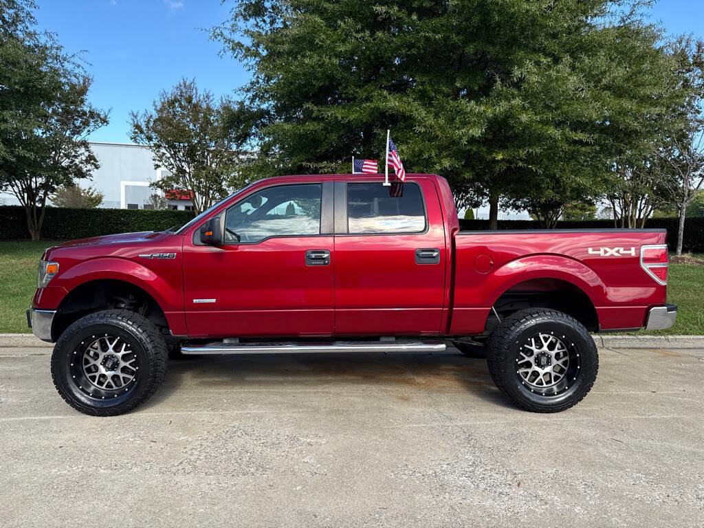 Used 2014 Ford F150 XLT w/ XLT Chrome Package image 2