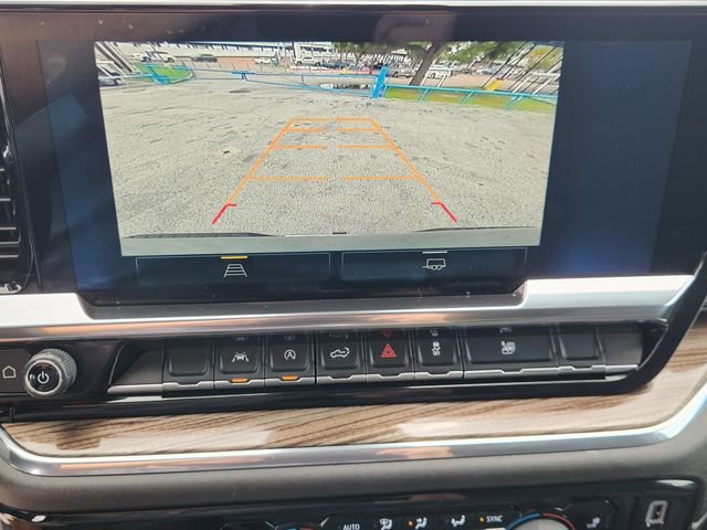 Used 2024 Chevrolet Silverado 1500 LT image 17