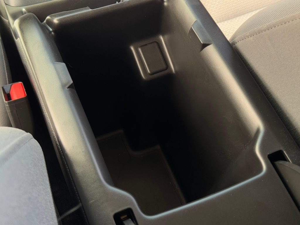 Used 2018 Chevrolet Colorado W/T RWD image 23