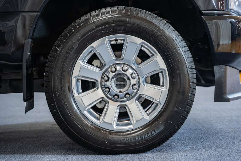 Certified 2022 Ford F250 Platinum AWD/4WD image 22