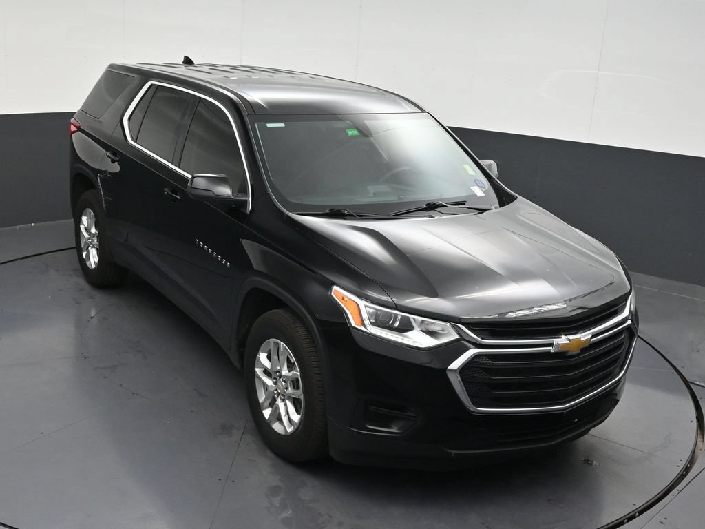 Used 2021 Chevrolet Traverse LS FWD image 22