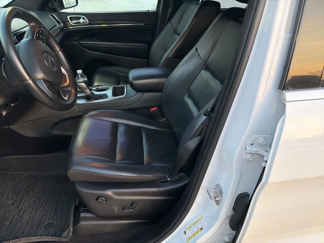 Used 2019 Jeep Grand Cherokee Limited w/ Trailer Tow Group IV image 13