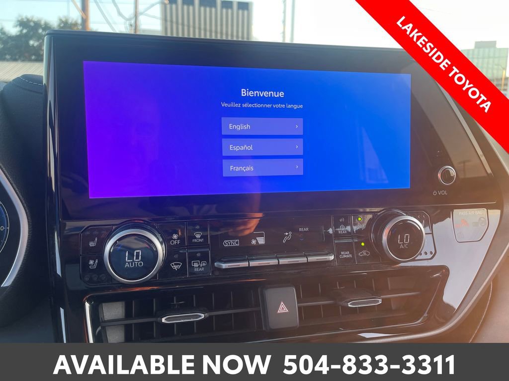 Certified 2025 Toyota Highlander Limited image 34