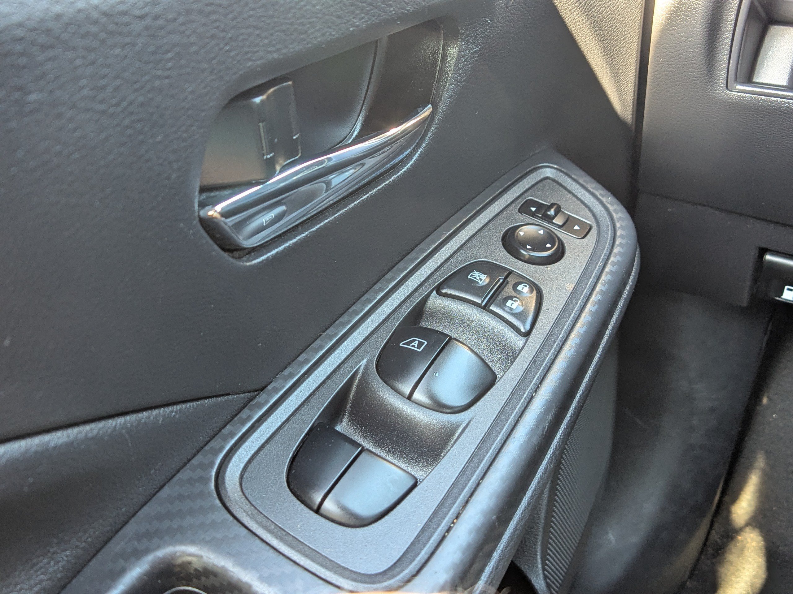 Used 2024 Nissan Versa SV FWD image 26