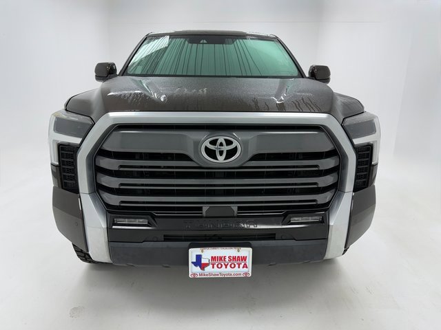 Used 2022 Toyota Tundra Limited image 3