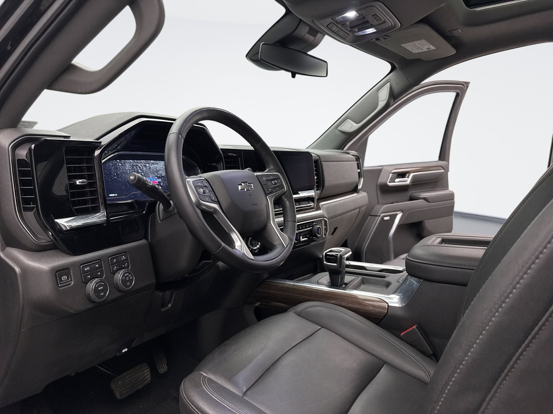 Used 2022 Chevrolet Silverado 1500 LT Trail Boss w/ LT Trail Boss Premium Package image 10