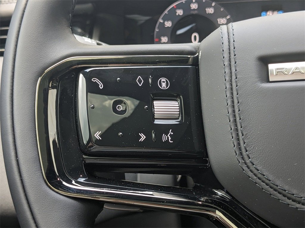 New 2026 Land Rover Range Rover Velar Dynamic SE image 23