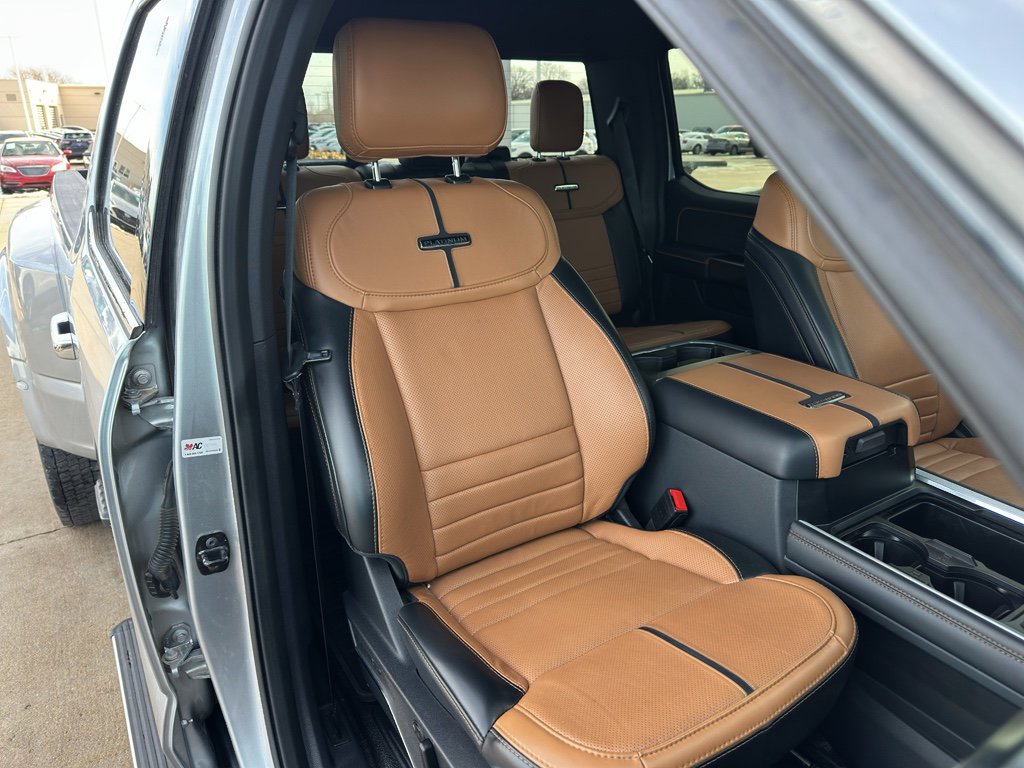 Used 2024 Ford F450 Platinum w/ FX4 Off-Road Package image 37