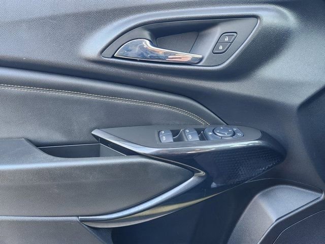 Used 2024 Chevrolet Trax ACTIV w/ Driver Confidence Package image 24