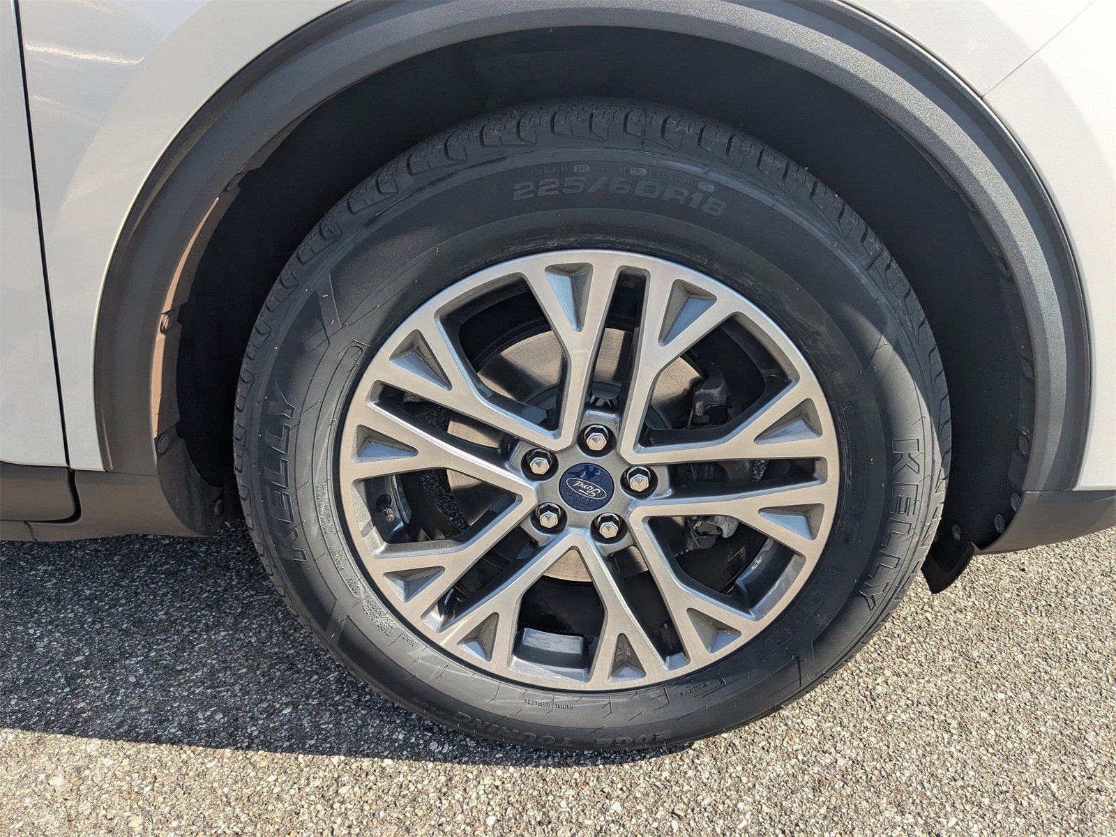 Used 2022 Ford Escape SEL w/ Technology Package image 11