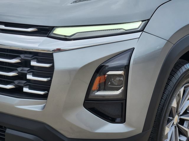 Used 2026 Chevrolet Equinox LT FWD image 16