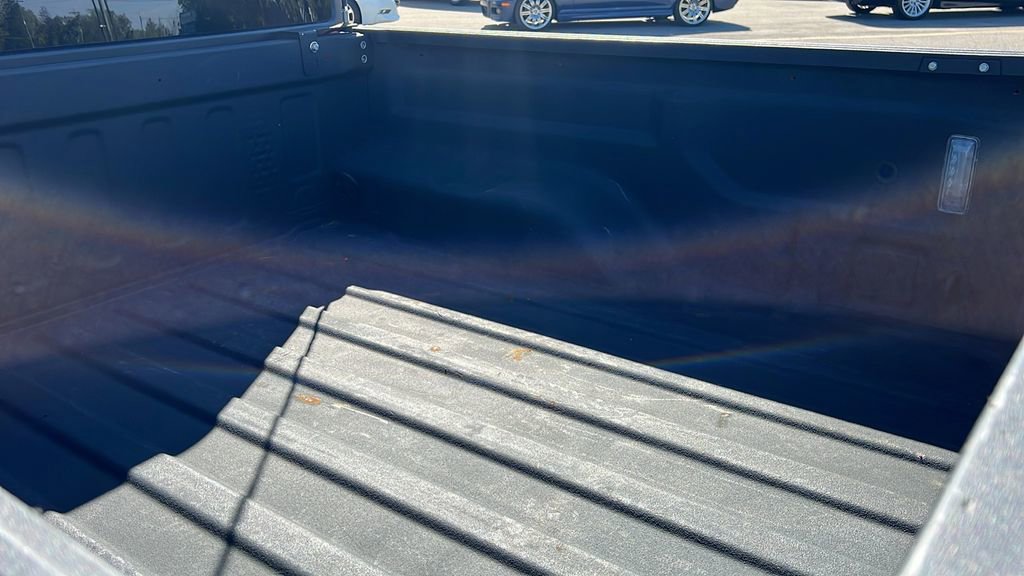 Used 2021 Jeep Gladiator Willys image 32