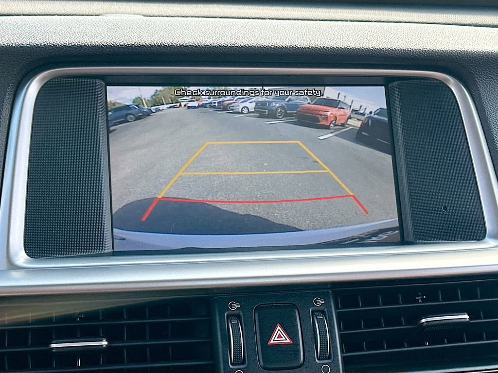 Used 2020 Kia Optima LX image 11