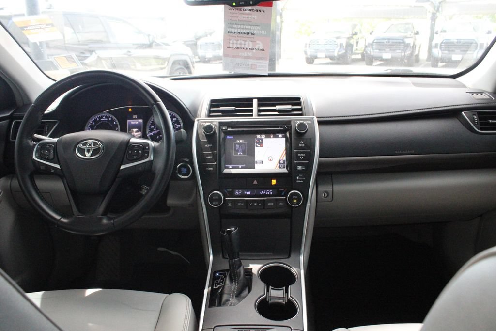 Used 2015 Toyota Camry XLE w/ Moonroof Package FWD image 24