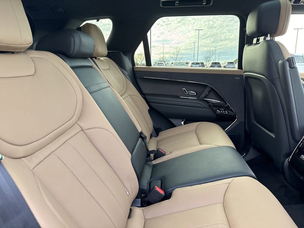 New 2025 Land Rover Range Rover Sport Dynamic SE image 23