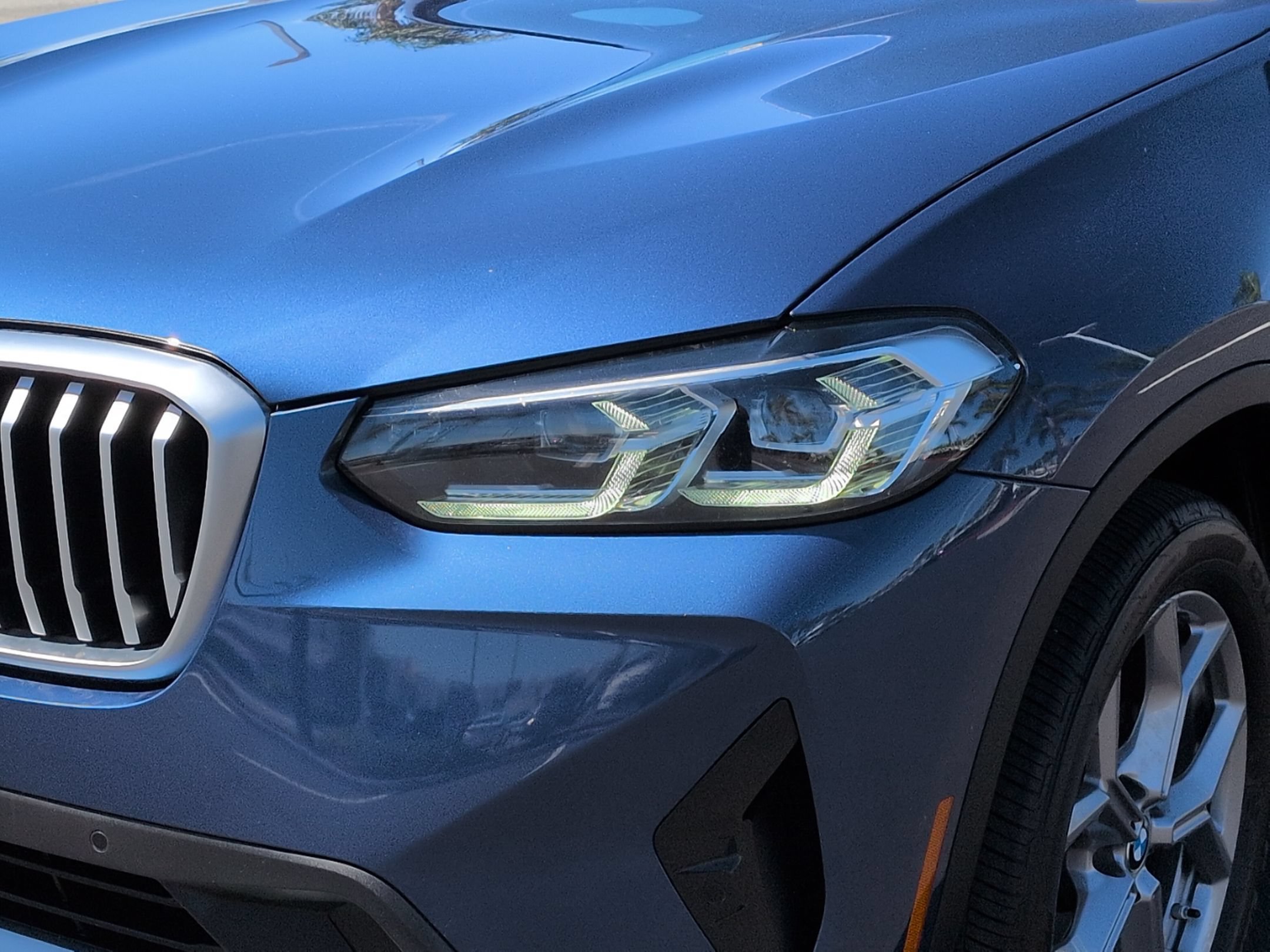 Used 2023 BMW X3 xDrive30i w/ Premium Package AWD/4WD image 5