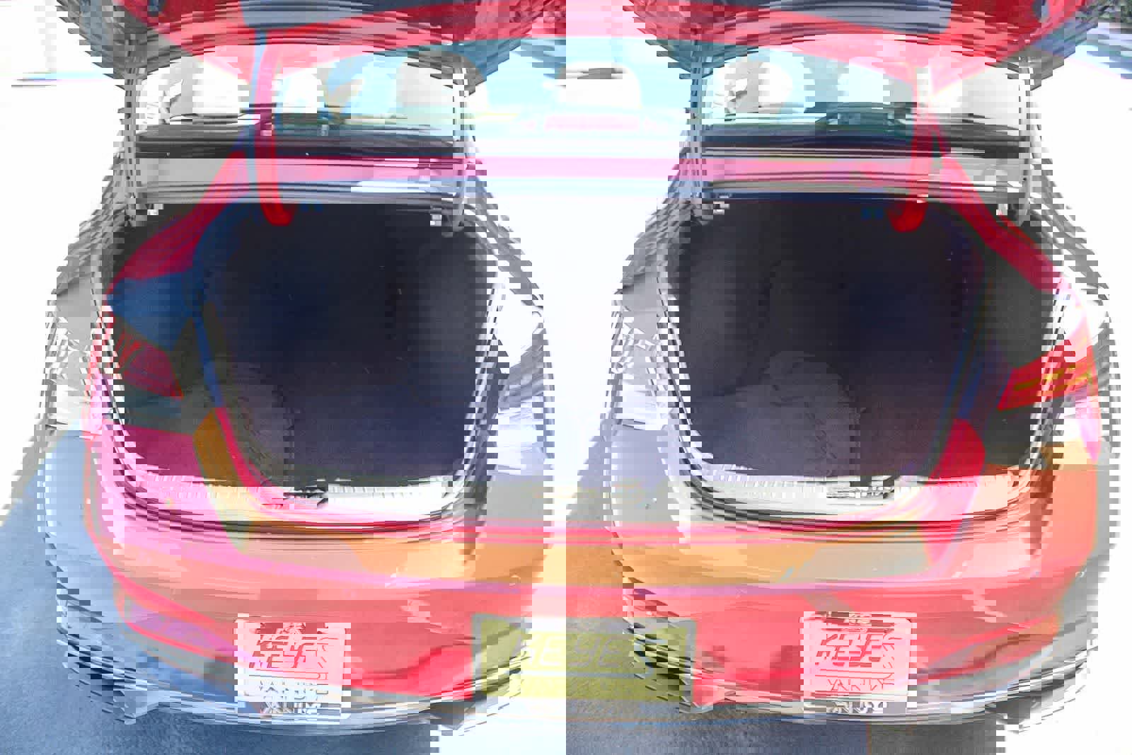 Certified 2023 Hyundai Elantra Limited image 37