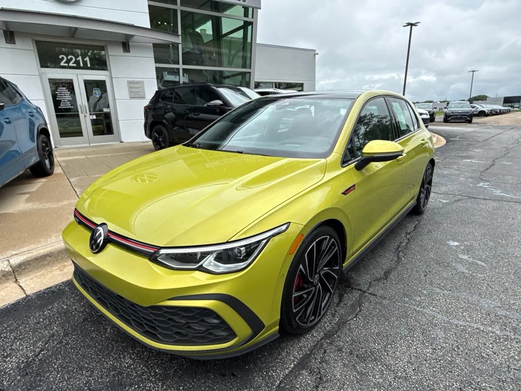 Used 2022 Volkswagen GTI Autobahn FWD image 2