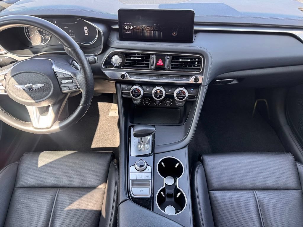 Used 2022 Genesis G70 2.0T AWD/4WD image 11