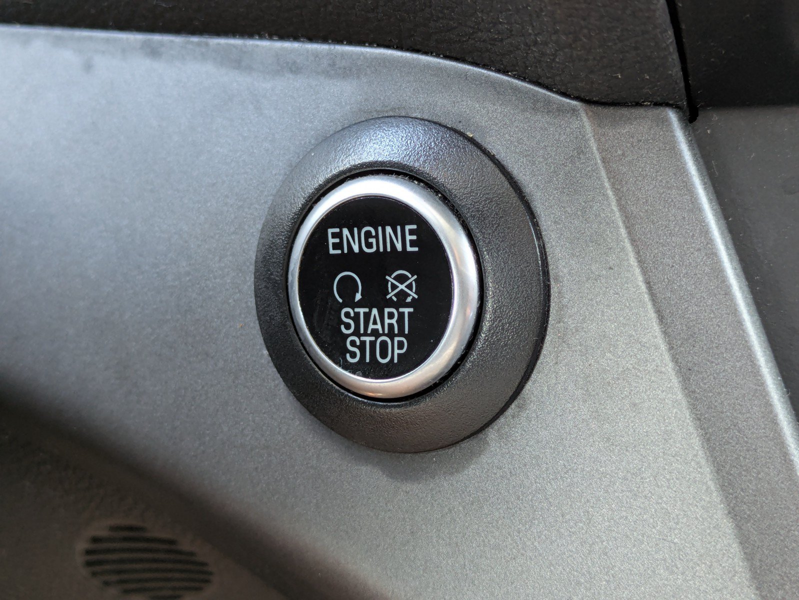 Used 2019 Ford Escape SEL FWD image 27