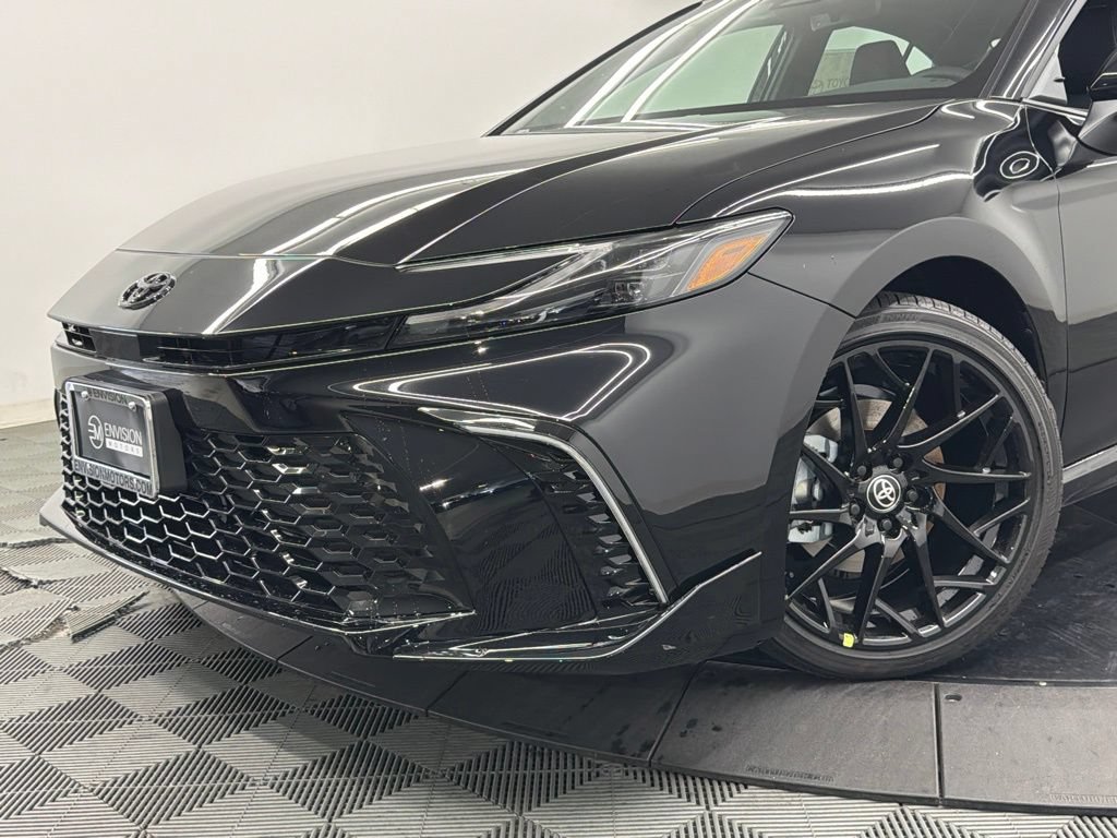 New 2026 Toyota Camry XSE AWD/4WD image 3