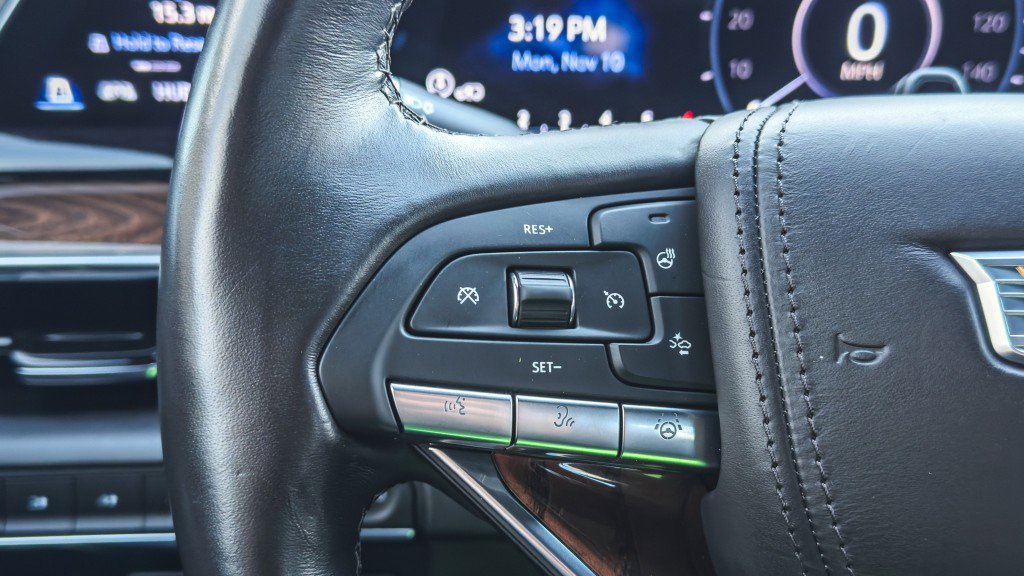 Used 2022 Cadillac Escalade ESV Sport Platinum w/ Heavy-Duty Trailer Package image 45