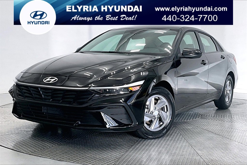 Certified 2025 Hyundai Elantra SE