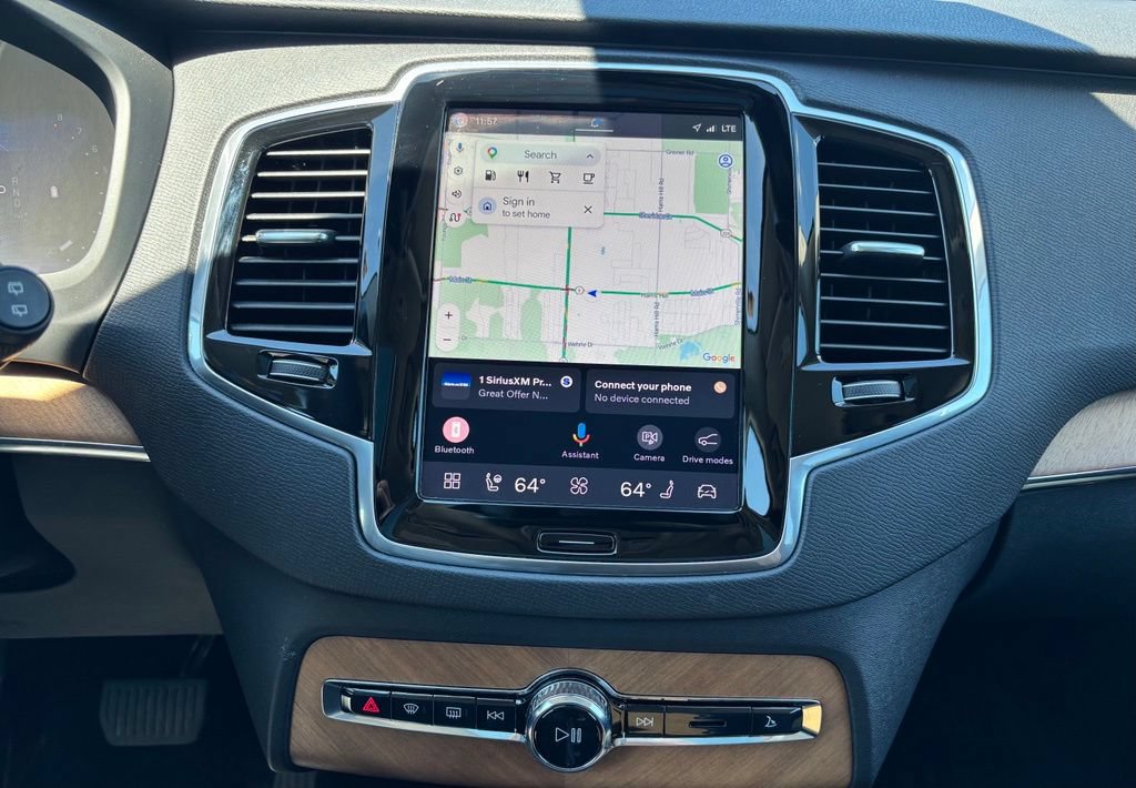 Certified 2023 Volvo XC90 B6 Plus w/ Protection Package AWD/4WD image 9