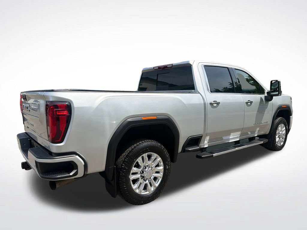 Certified 2022 GMC Sierra 3500 Denali w/ Denali Ultimate Package AWD/4WD image 8