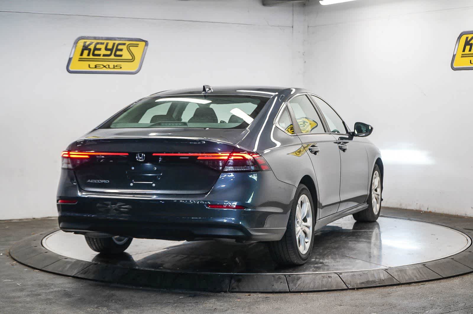 Used 2023 Honda Accord LX image 4