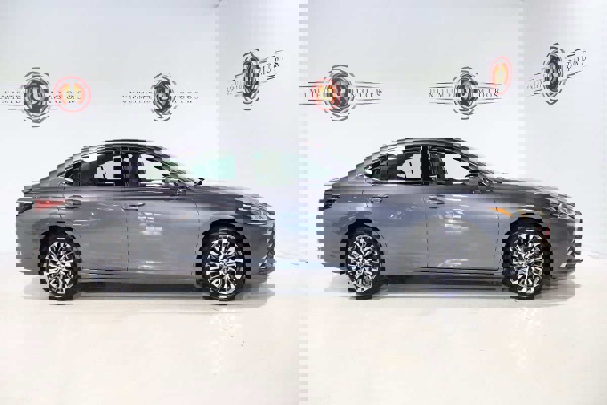 Used 2021 Lexus ES 250 w/ Premium Package image 28