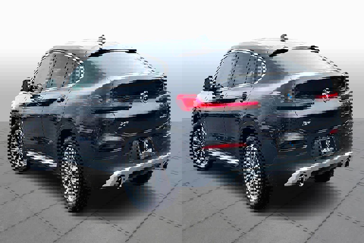 Used 2019 BMW X4 xDrive30i image 12